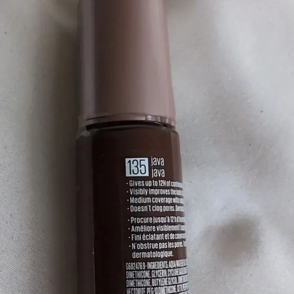 Maybelline Dream Radiant Liquid Foundation 135 JAVA